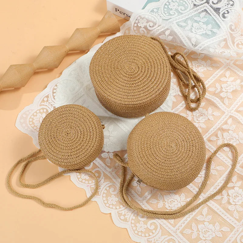 Minimalist Round Straw Crossbody Bag – Vacation-Style Shoulder Purse for Women - Image 2